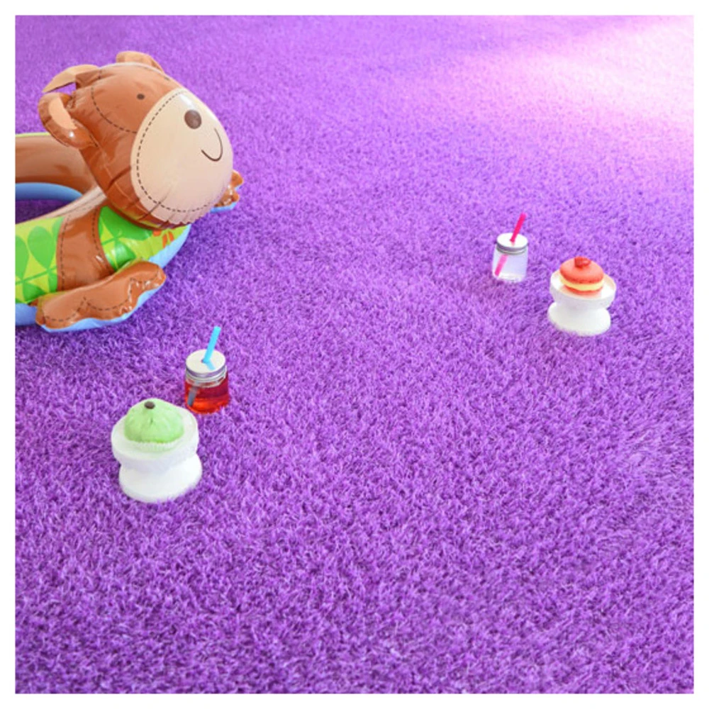 Gazon Synthétique Happy Party - Couleur Violet - Classé Feu - 20mm - 1m X 8m – Image 2