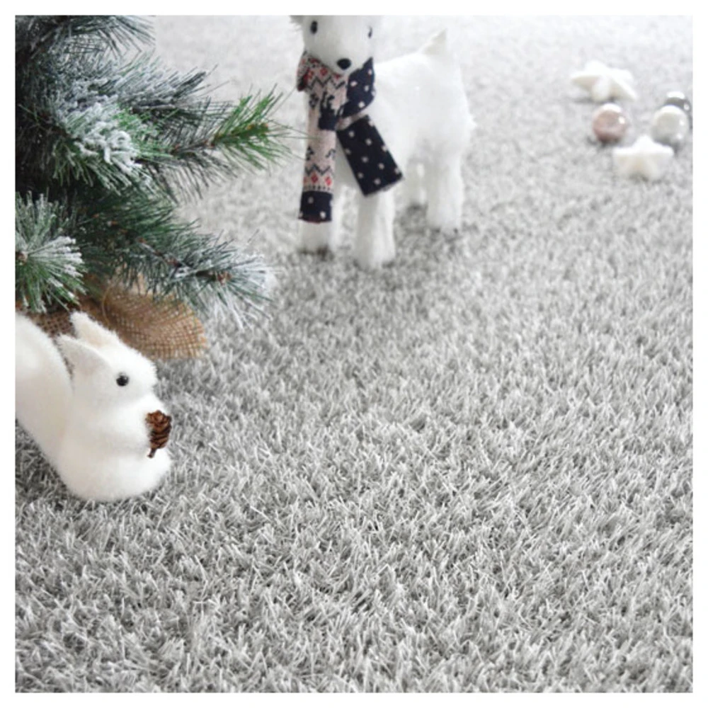 Gazon Synthétique Happy Party - Couleur Gris Clair - Classé Feu - 20mm - 2m X 10m – Image 3